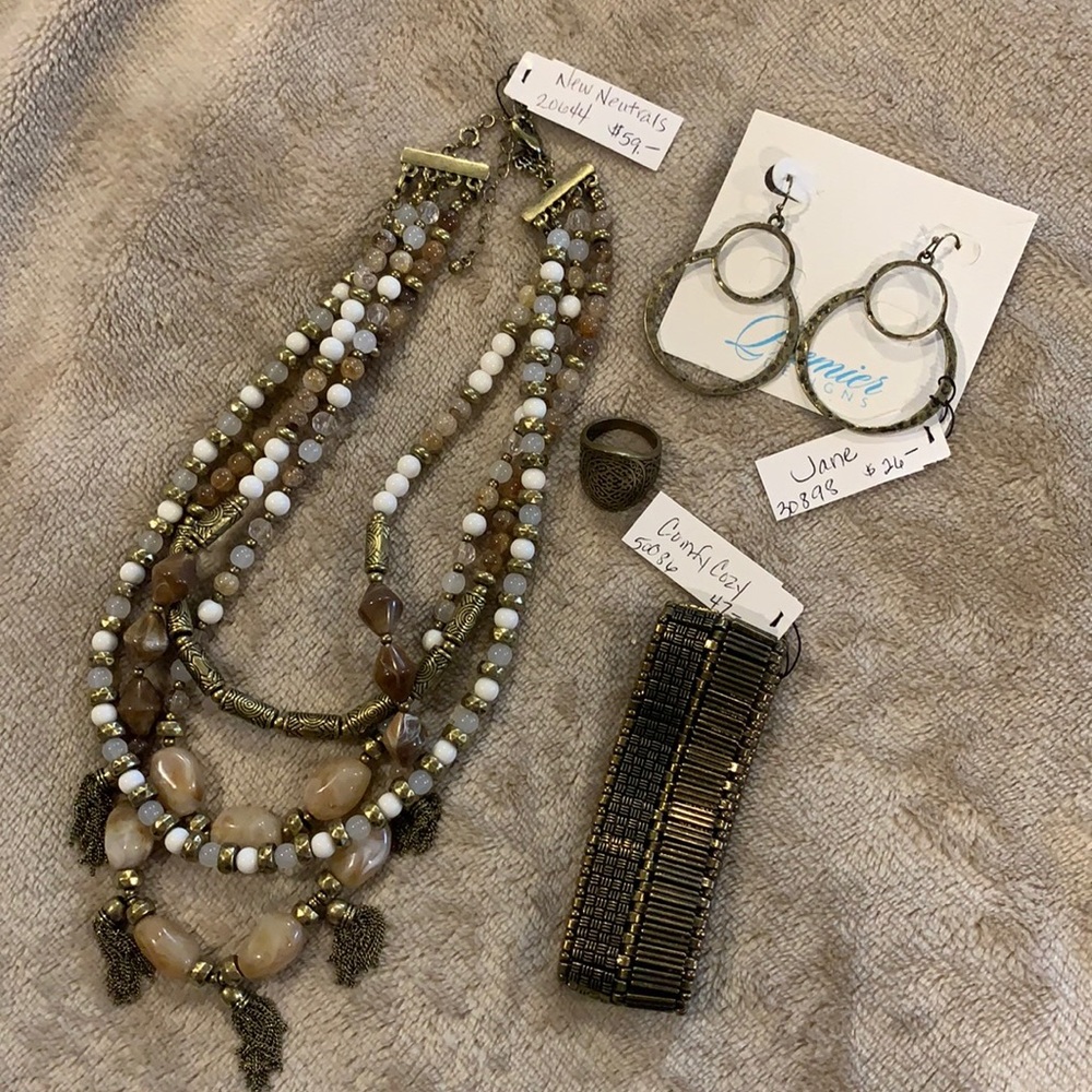 Premier Designs Set